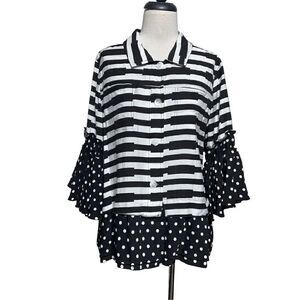 Dor Dor Couture Ruffled 3/4 Flutter Sleeve Empire Waist Tunic Blouse Medium